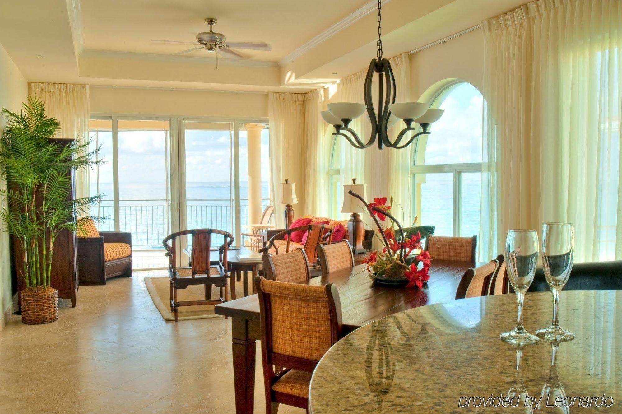 The Tuscany On Grace Bay Chambre photo